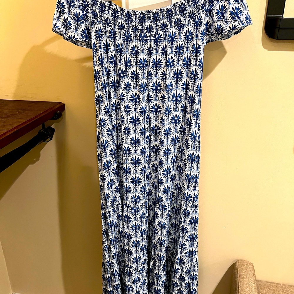 Tommy Bahamas maxi off the shoulder